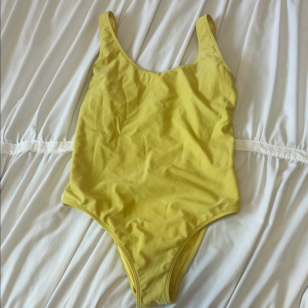 Yellow One-Piece low back Abercrombie Swimsuit